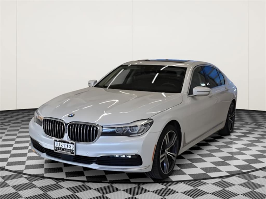 Used 2018 BMW 740i xDrive Sedan