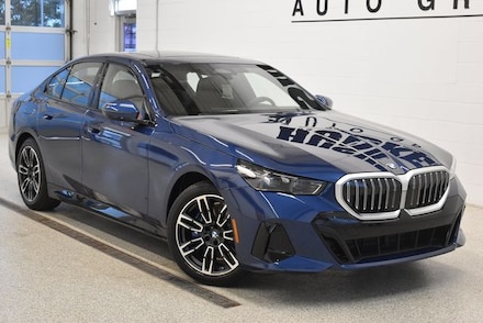 2027 BMW 530i xDrive Sedan
