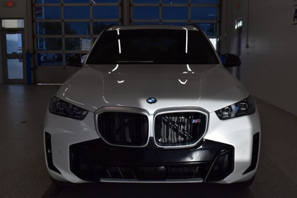 New 2026 BMW X5 M60i SUV
