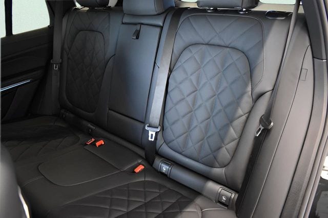 2026 BMW X5 50e - Photo 7