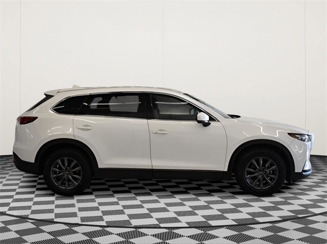 2023 Mazda CX-9 Touring photo 2