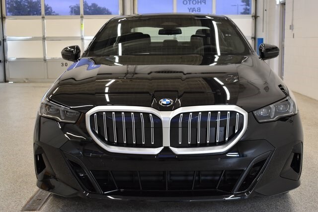 2026 Bmw 530i xDrive photo 3