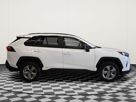 2025 Toyota RAV4 Hybrid LE SUV