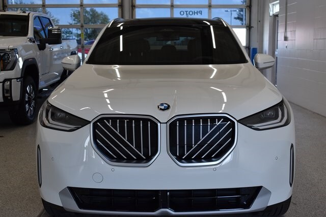 2026 Bmw X3 photo 3