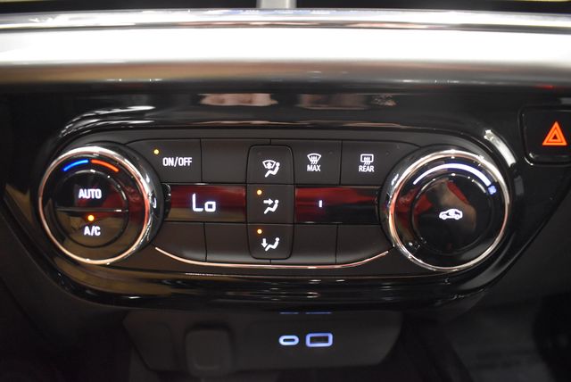 2025 Chevrolet Trax LT - Photo 27