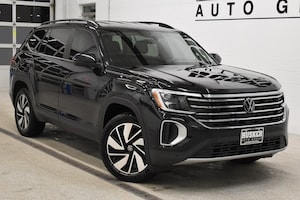 2024 Volkswagen Atlas 2.0T SE w/Technology SUV