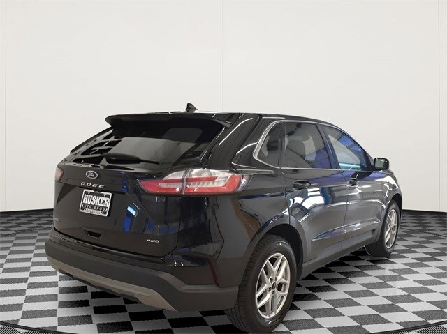 2023 Ford Edge SEL photo 4