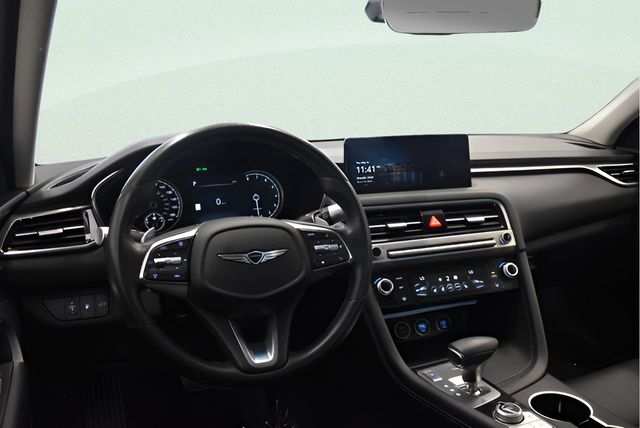 2025 GENESIS G70 Standard - Photo 23