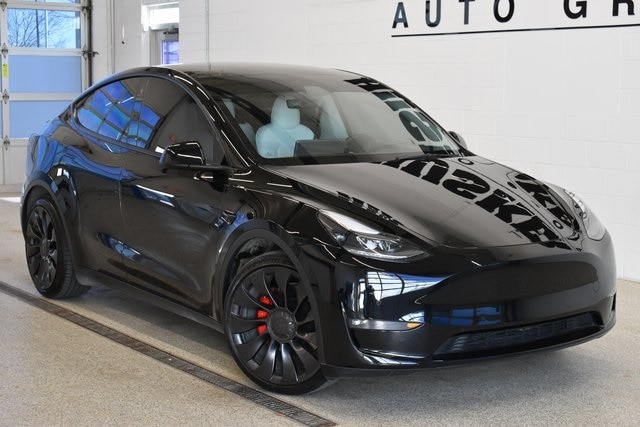 2022 Tesla Model Y Performance's photo