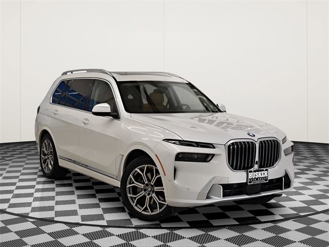 2024 BMW X7 40i