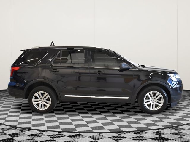 2018 Ford Explorer XLT 4WD's photo