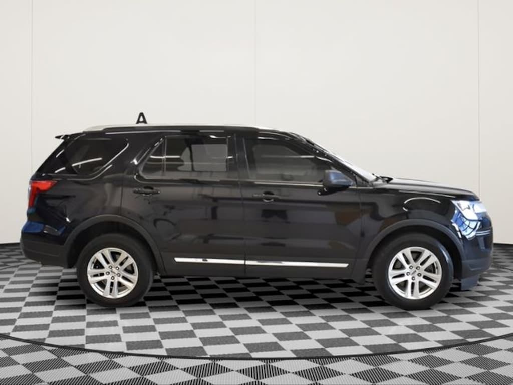 Used 2018 Ford Explorer XLT SUV