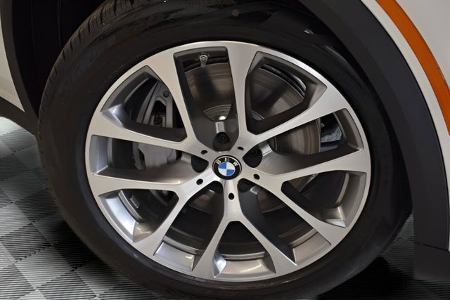 2026 BMW X5 50e - Photo 29