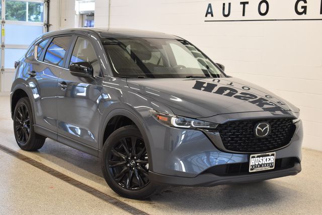 2024 Mazda CX-5 S Carbon Edition Auto AWD's photo
