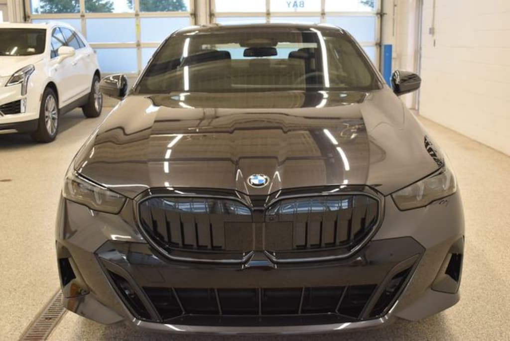 New 2027 BMW 530i xDrive Sedan