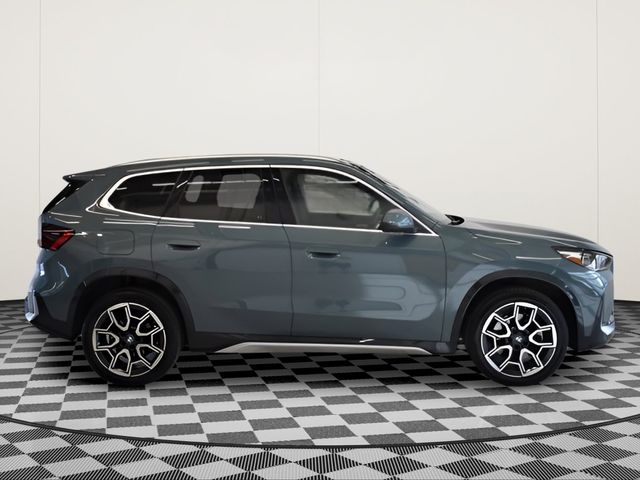 2025 BMW X1 28i