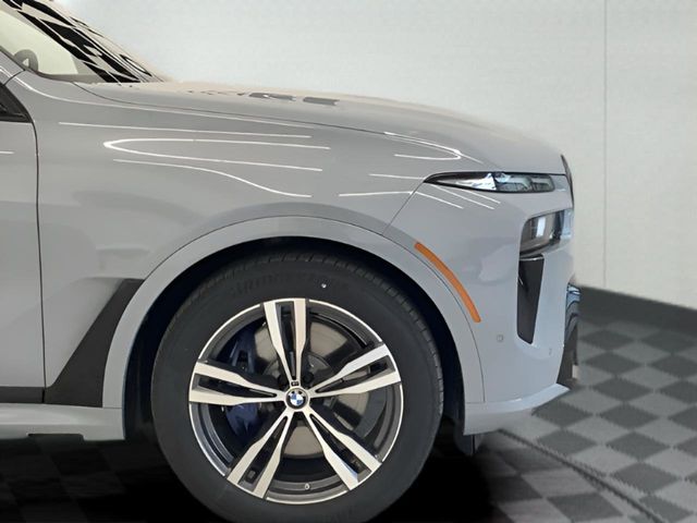 2026 BMW X7 M60i - Photo 9