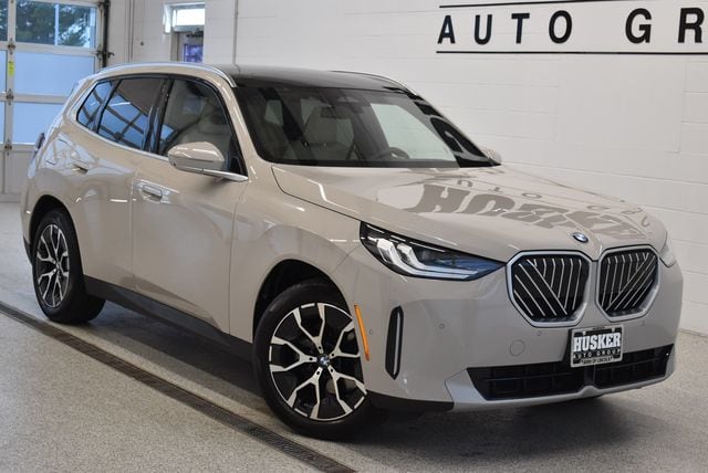 2025 BMW X3 30 XDRIVE's photo