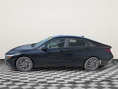 2024 Hyundai Elantra SEL Sedan