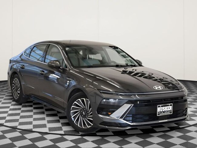 2025 Hyundai Sonata Hybrid SEL Sedan