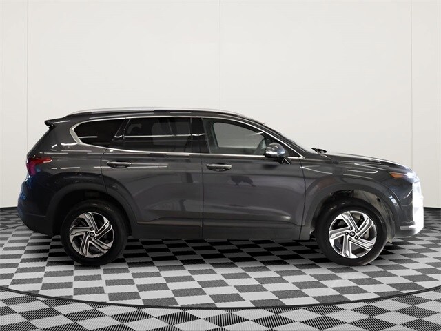 2023 Hyundai Santa Fe SEL photo 2