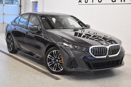 2027 BMW 530i xDrive Sedan