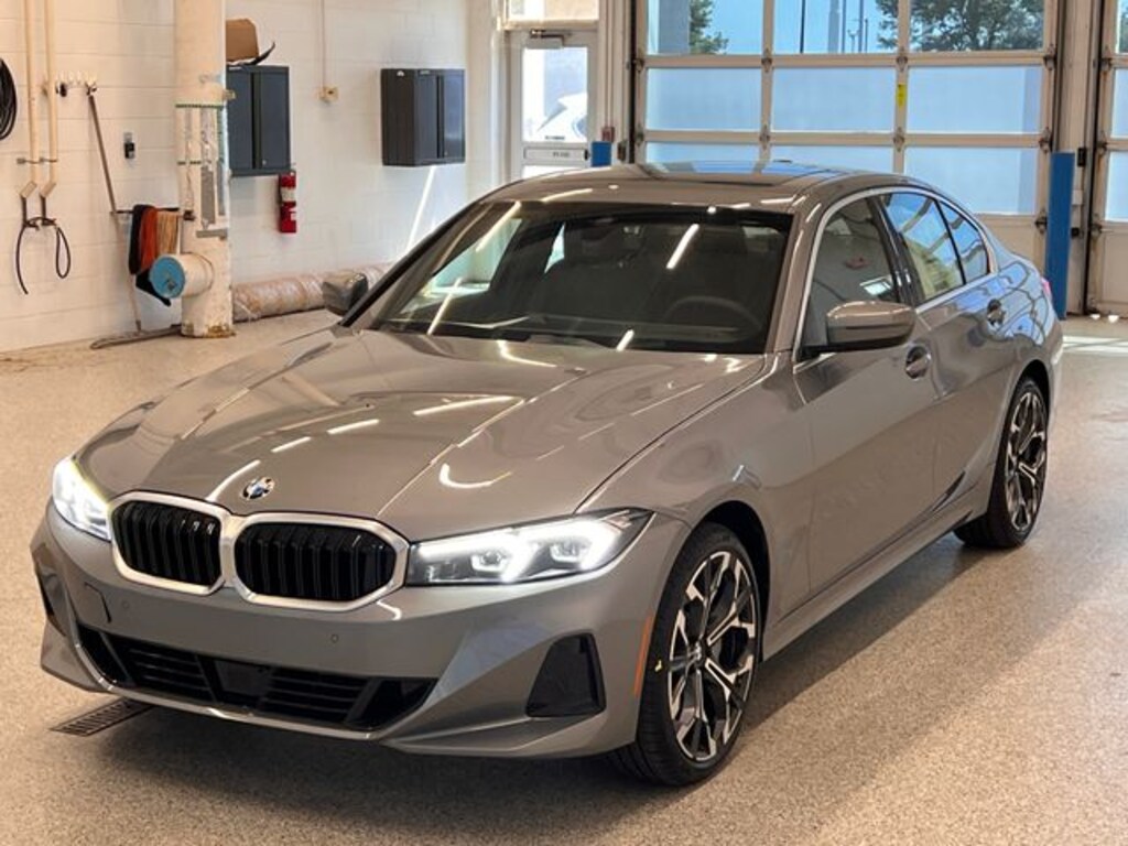 New 2026 BMW 330i xDrive Sedan