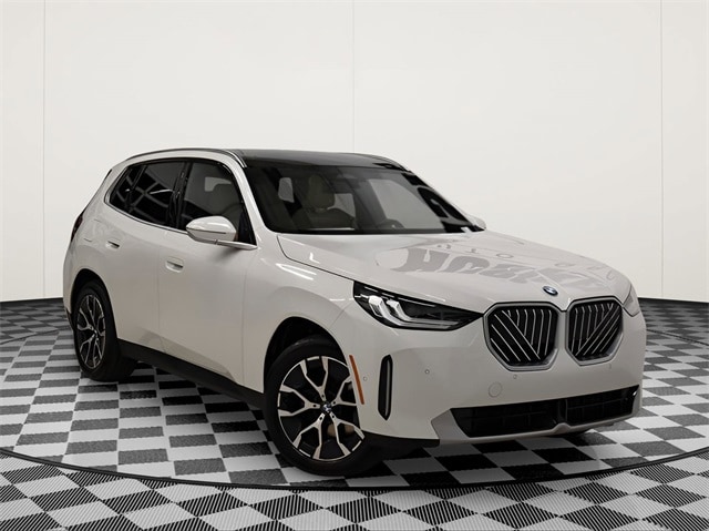 2025 BMW X3 30's photo