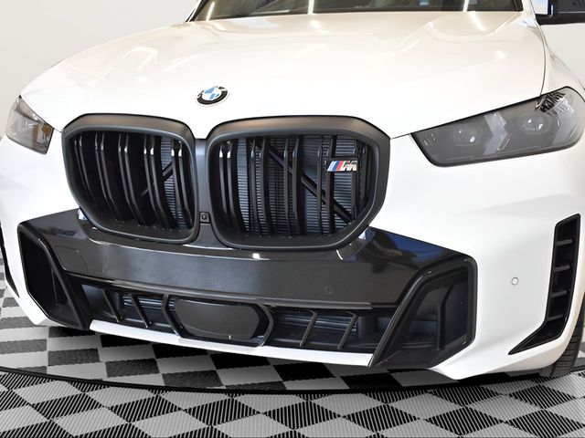 2026 BMW X5 M60i - Photo 14