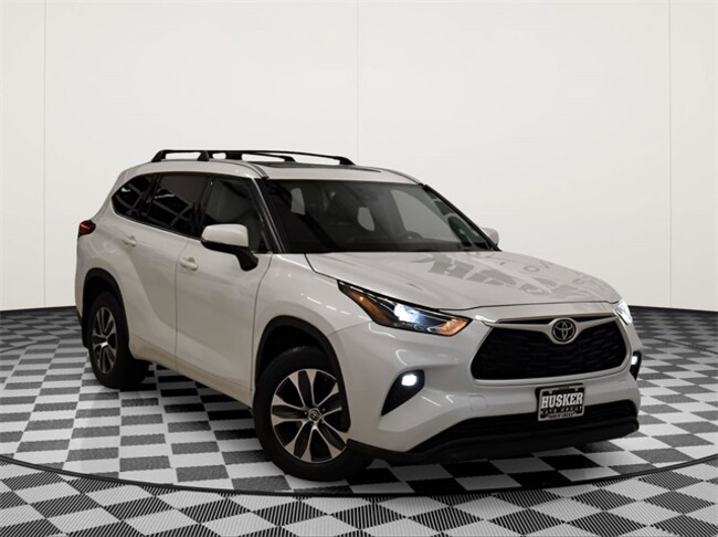 2022 Toyota Highlander XLE SUV