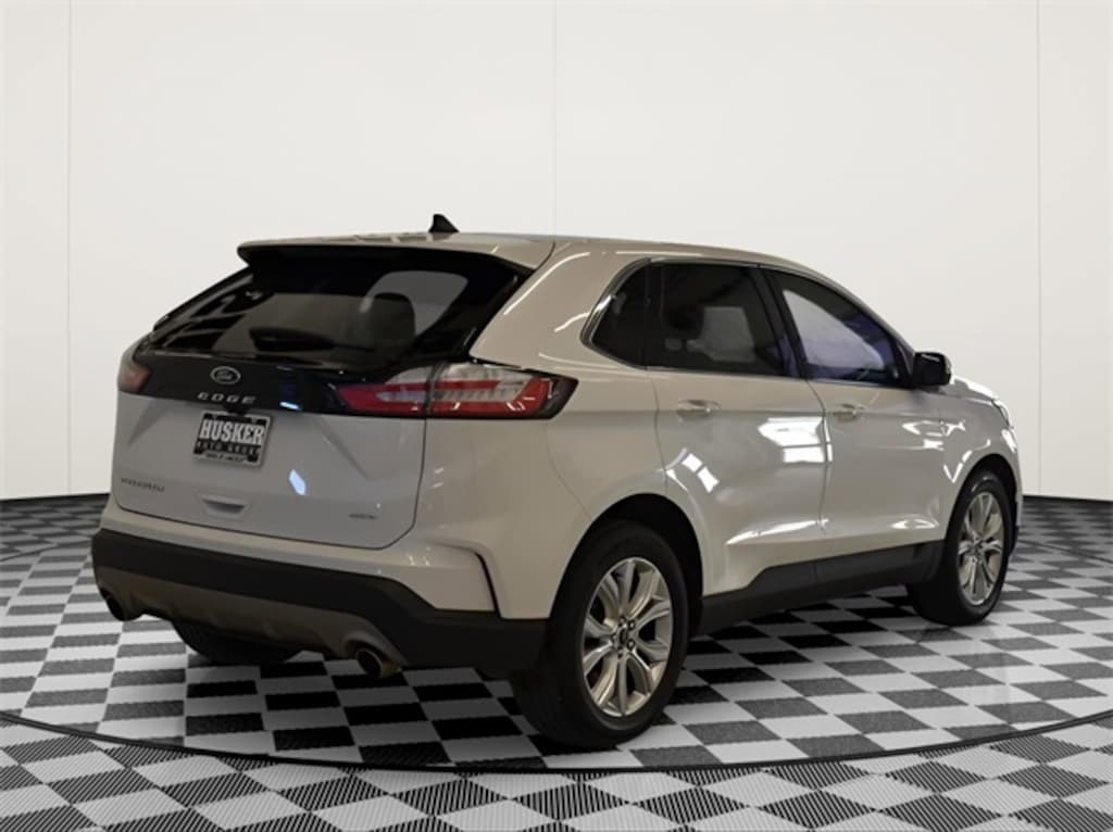 Used 2021 Ford Edge Titanium SUV