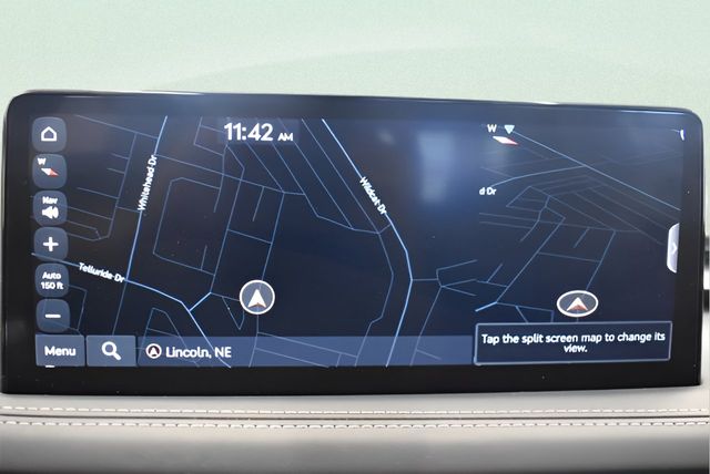 2025 GENESIS G70 Standard - Photo 8