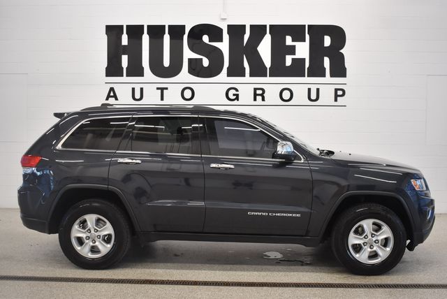 Used 2014 Jeep Grand Cherokee Laredo with VIN 1C4RJFAG5EC230691 for sale in Lincoln, NE