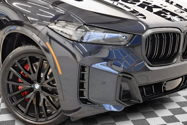 2026 BMW X5 M60i - Photo 33