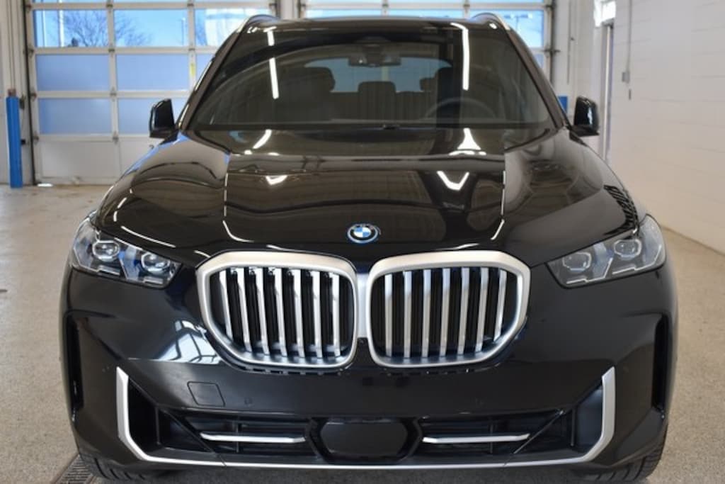New 2026 BMW X5 PHEV xDrive50e SUV