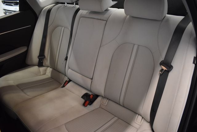 2025 Hyundai Sonata Hybrid SEL - Photo 7