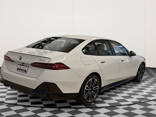 2026 Bmw 540i xDrive Sedan photo 4