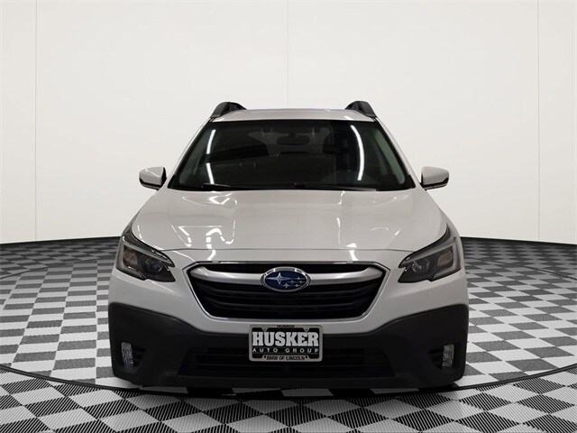 2022 Subaru Outback Premium photo 2