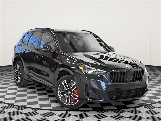 2026 BMW X1 28i's photo