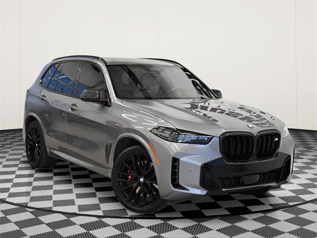 2024 BMW X5 M60i's photo