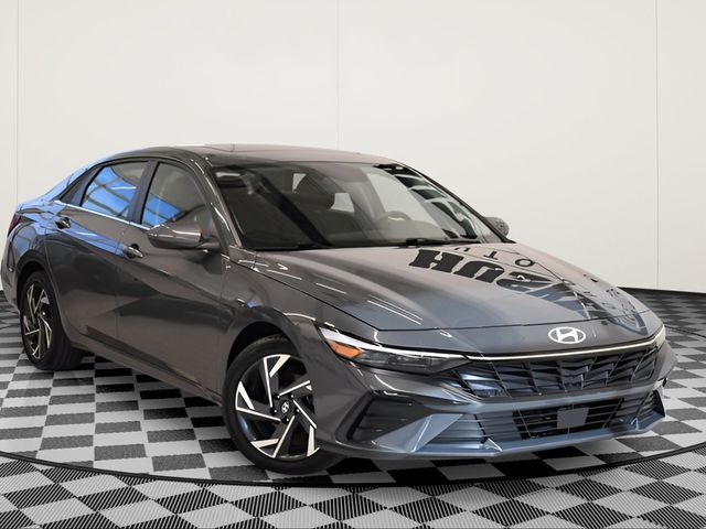 2025 Hyundai Elantra 2.0 SEL Convenience IVT's photo