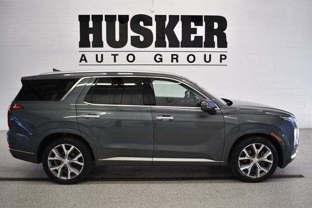 Used 2021 Hyundai Palisade Limited with VIN KM8R5DHE3MU286131 for sale in Lincoln, NE