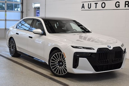 2026 BMW 740i xDrive Sedan