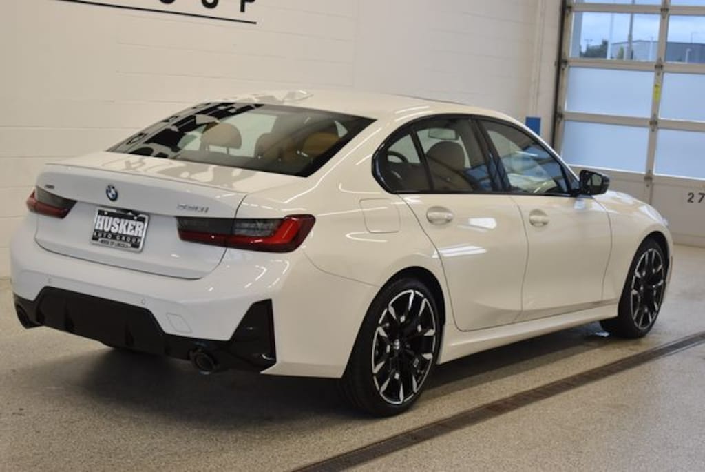 New 2026 BMW 330i xDrive Sedan