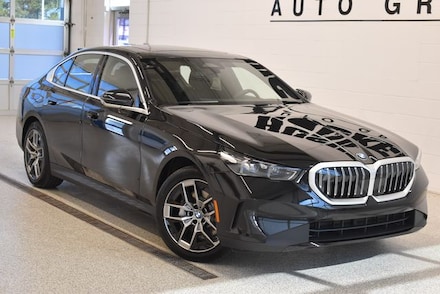 2027 BMW 530i xDrive Sedan