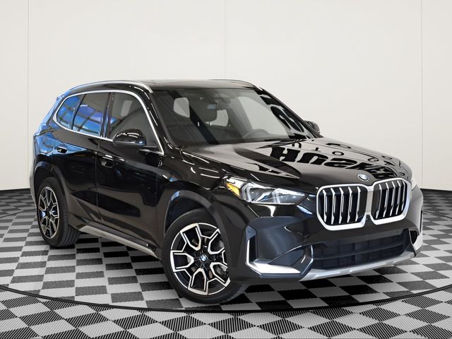 2025 BMW X1 28i