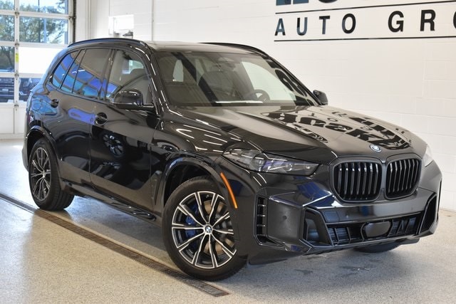 2026 BMW X5 50e's photo