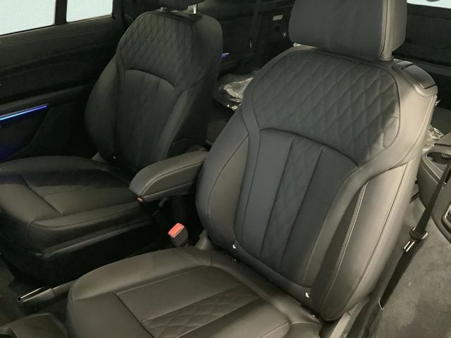 2026 BMW X7 M60i - Photo 24