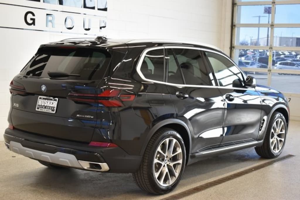 New 2026 BMW X5 PHEV xDrive50e SUV