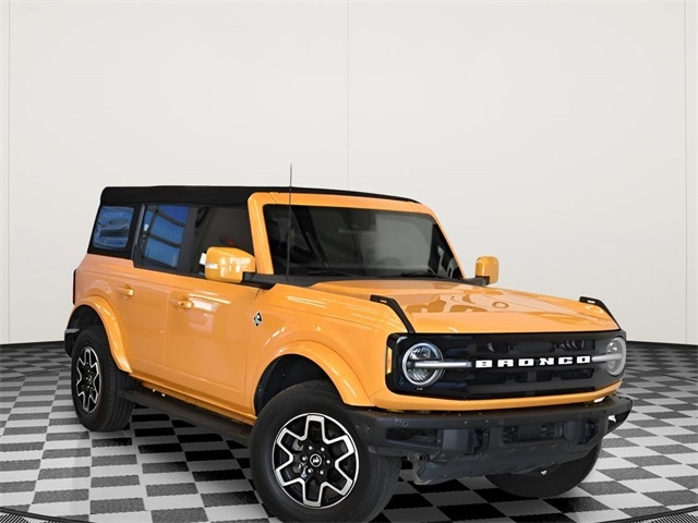 2022 Ford Bronco 4-Door Outer Banks's photo